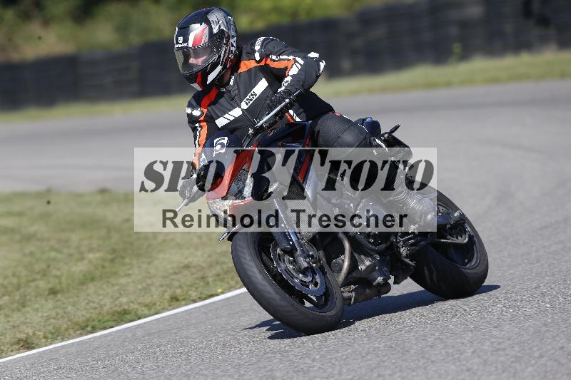 /Archiv-2025/49 26.08.2025 Cornu Master School ADR/gruen-vert/66